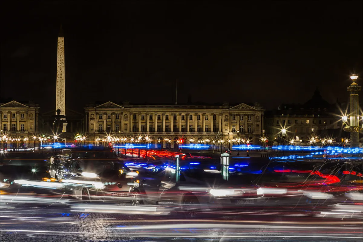 Late Night Paris Transport: Your Essential Guide for 2025
