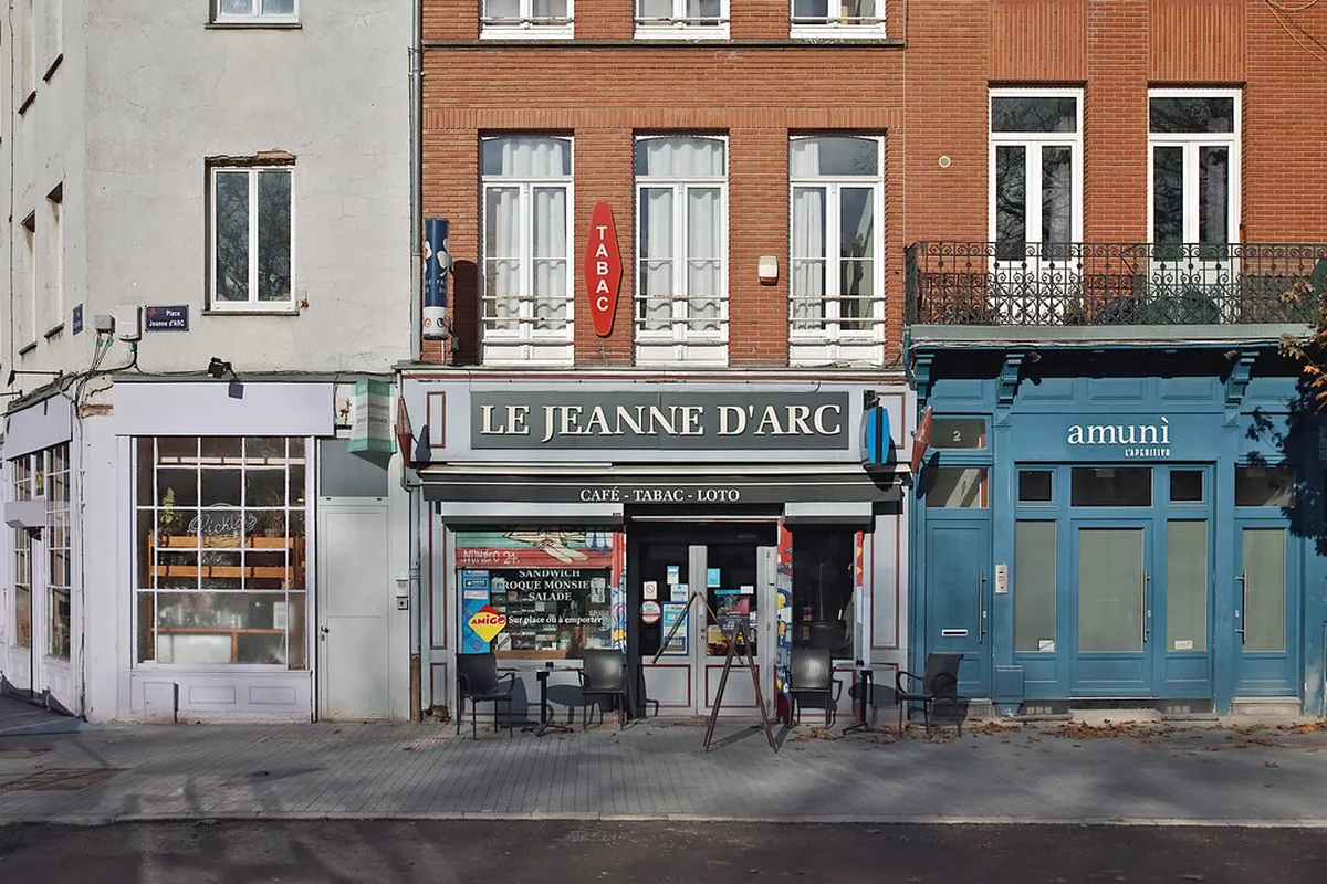 Lille Bar Crawl Guide 2025: Best Pubs & Nightlife Spots
