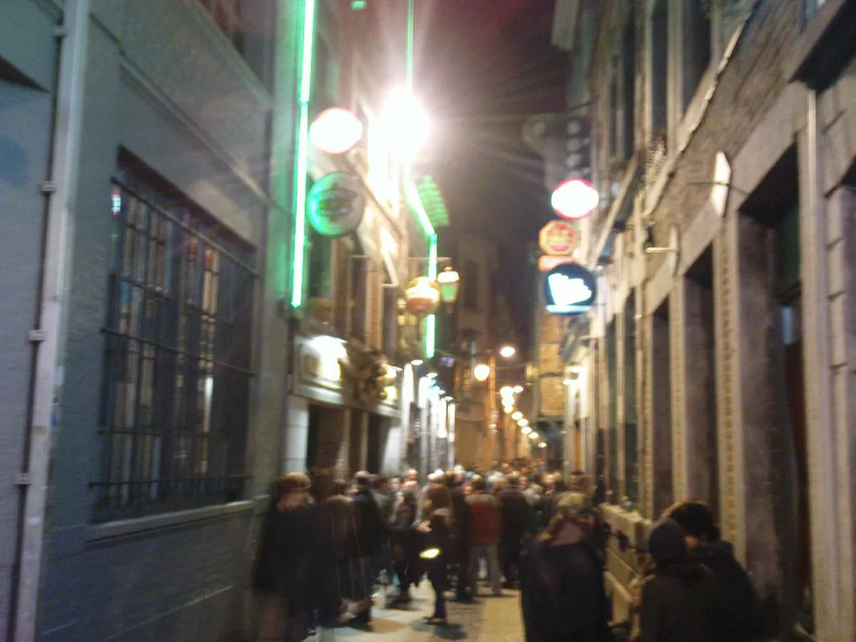 Experience Liège Nightlife: Bars, Clubs & Party Spots