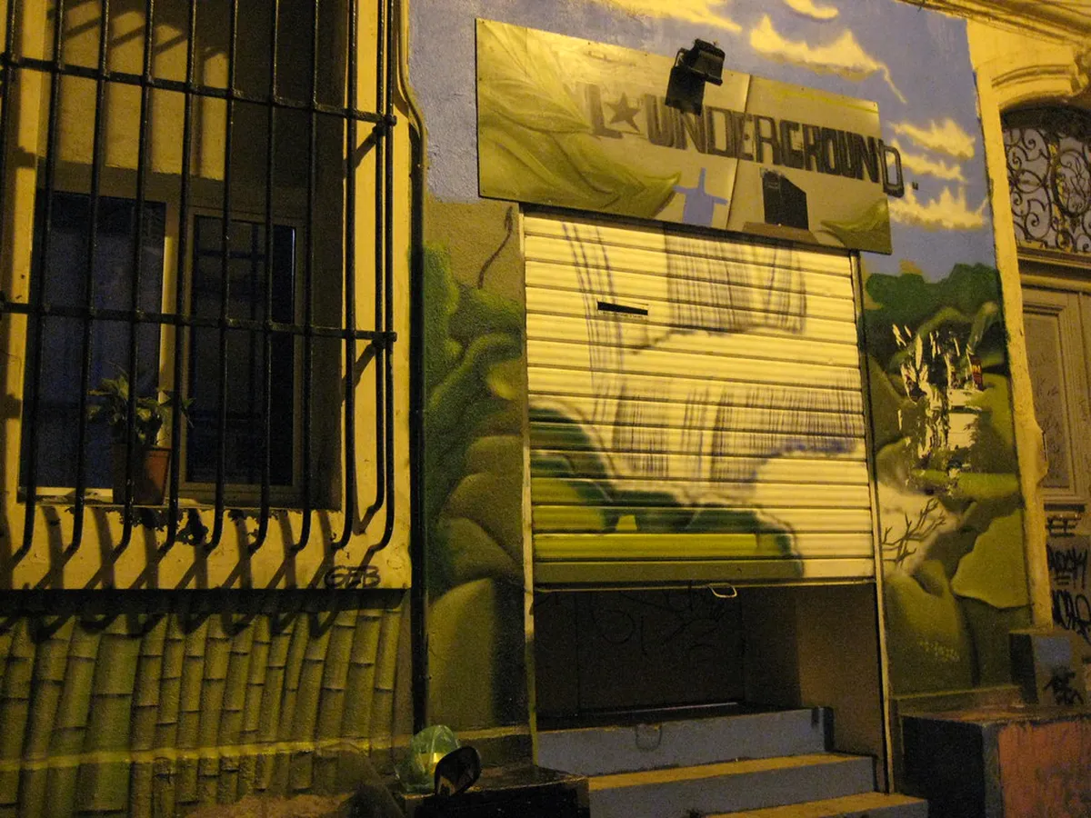 Marseille Pub Crawl Booking: Your Guide to Nightlife Fun