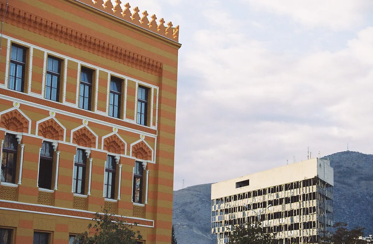 Mostar Late Night Food: Where to Eat After Dark in 2025