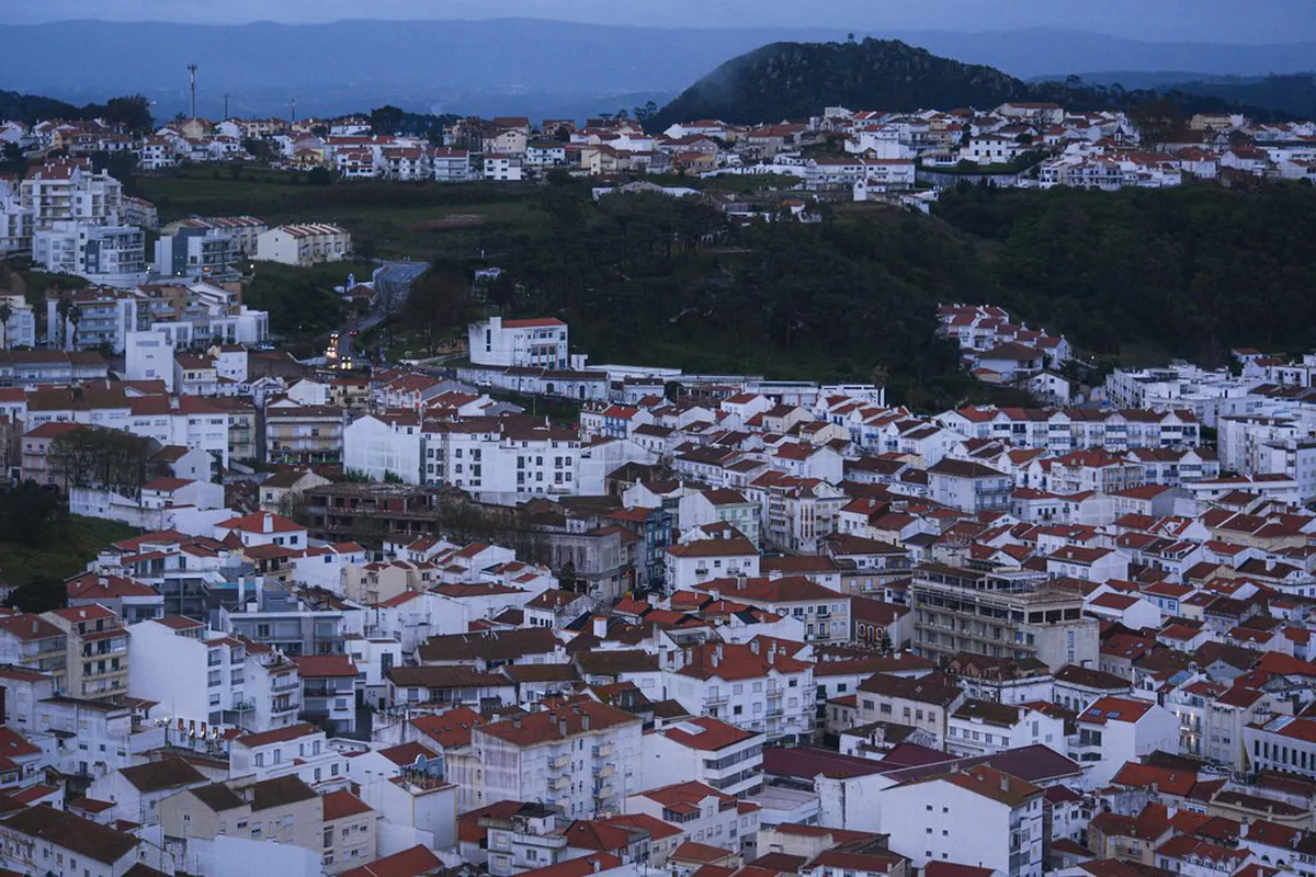 Best Nazaré Evening Activities: Your Ultimate Guide for 2025