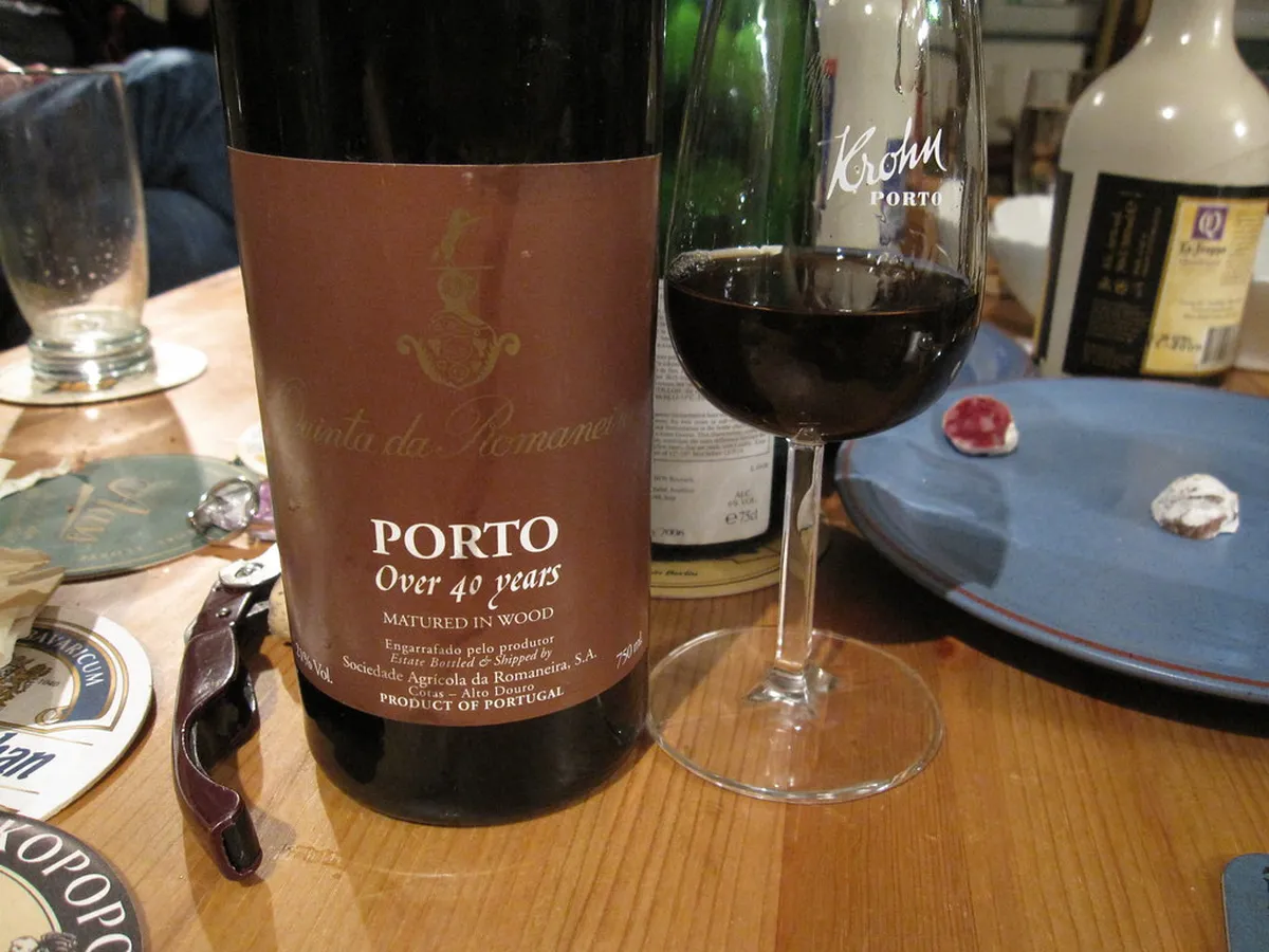 Pinhão Evening Activities: Best Nightlife & Wine Experiences
