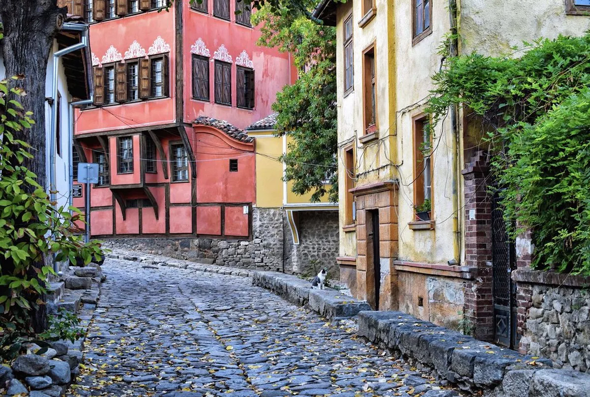 Discover the Best Plovdiv Old Town Bars in 2025 Guide