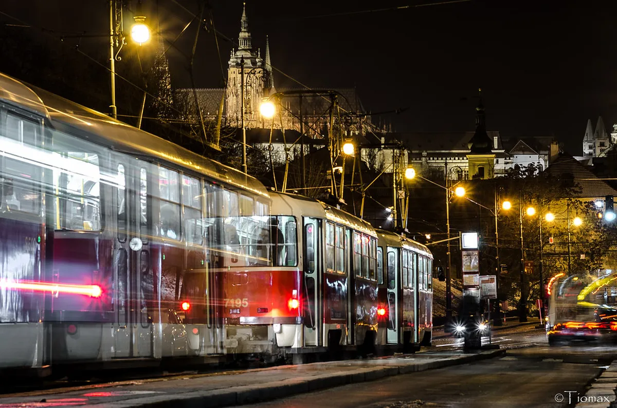 Prague Night Transport Guide 2025: Navigating the City