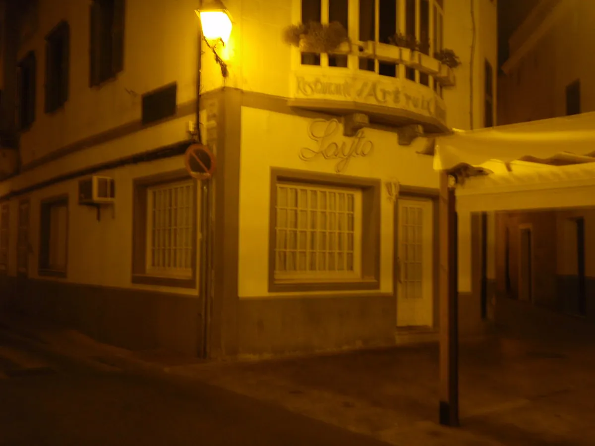 Best Pubs in Ciutadella for an Unforgettable Night Out