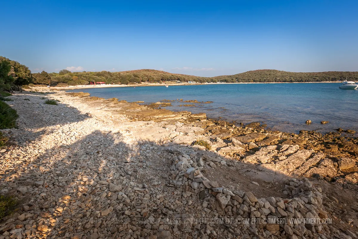 Best Pula Beach Bars: Your 2025 Guide to Coastal Fun