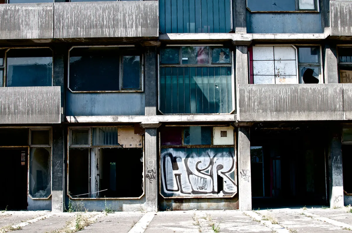 Pécs Club Opening Hours 2025: Your Essential Guide