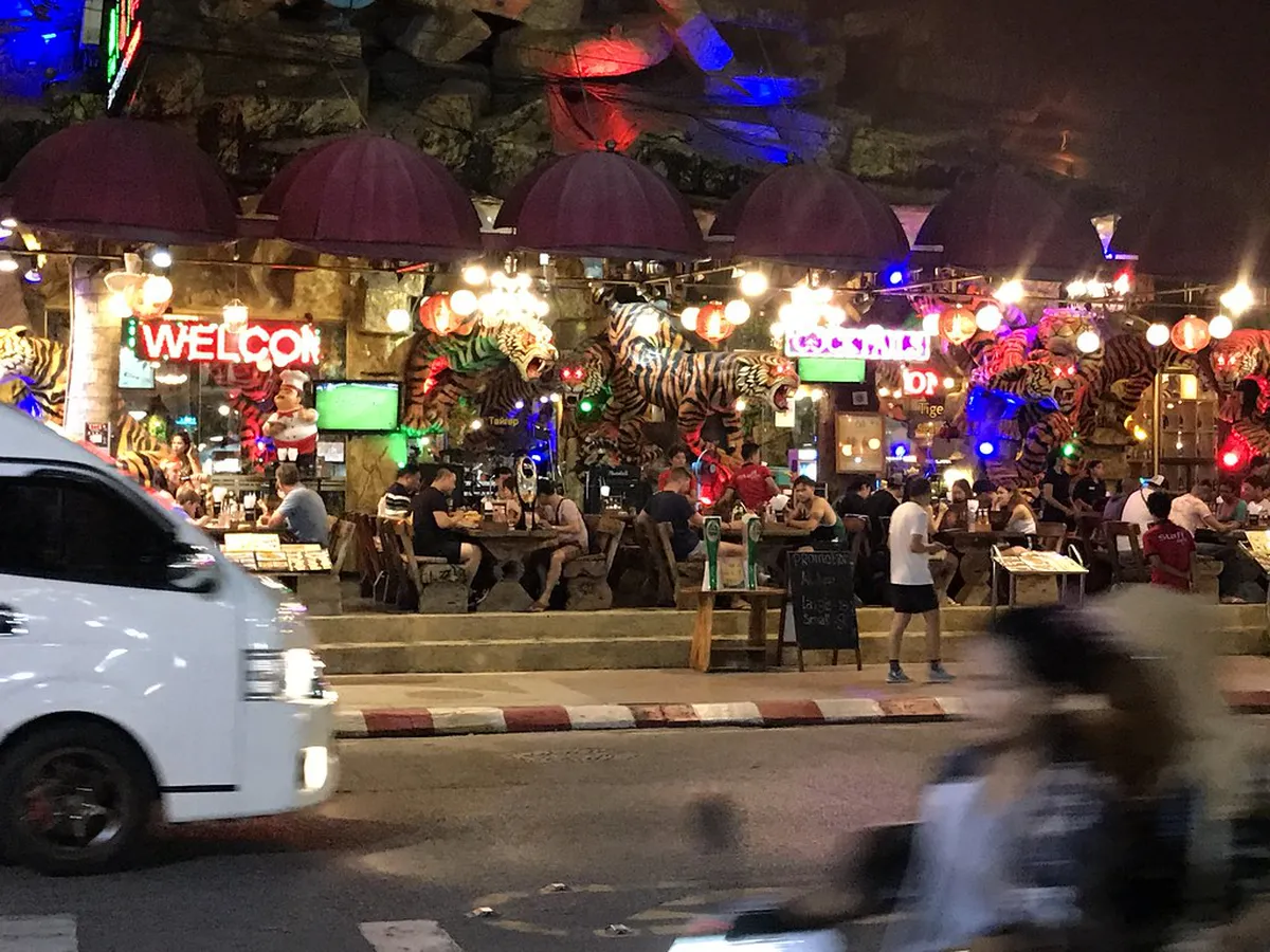 Safe Nice Nightlife Tips: Enjoying Evenings in 2025