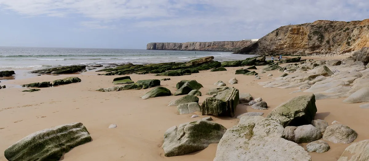 Sagres Nightlife 2025: Your Ultimate Guide to Bars & Fun