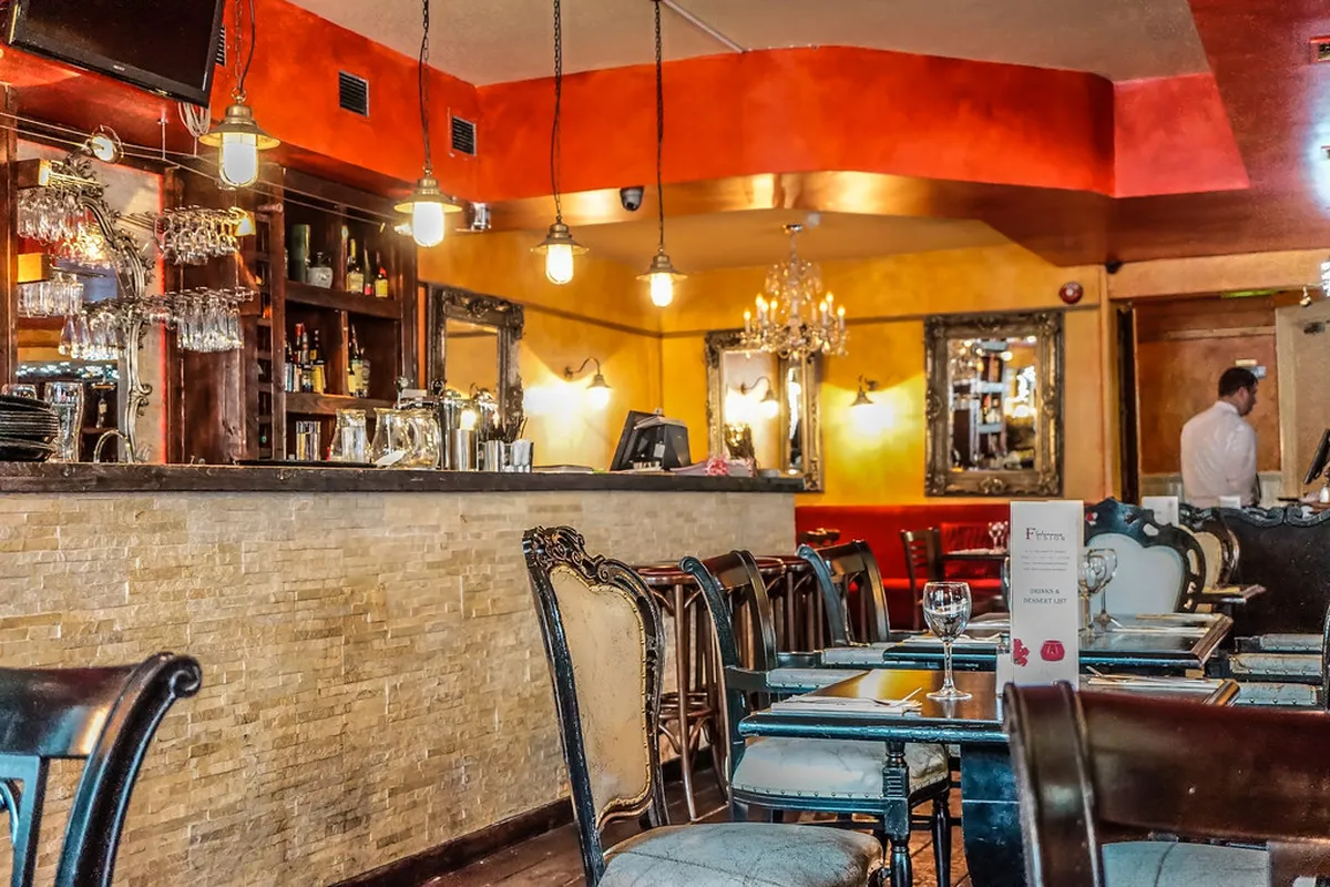 A Guide to Your Unforgettable Salamanca Tapas Bar Crawl