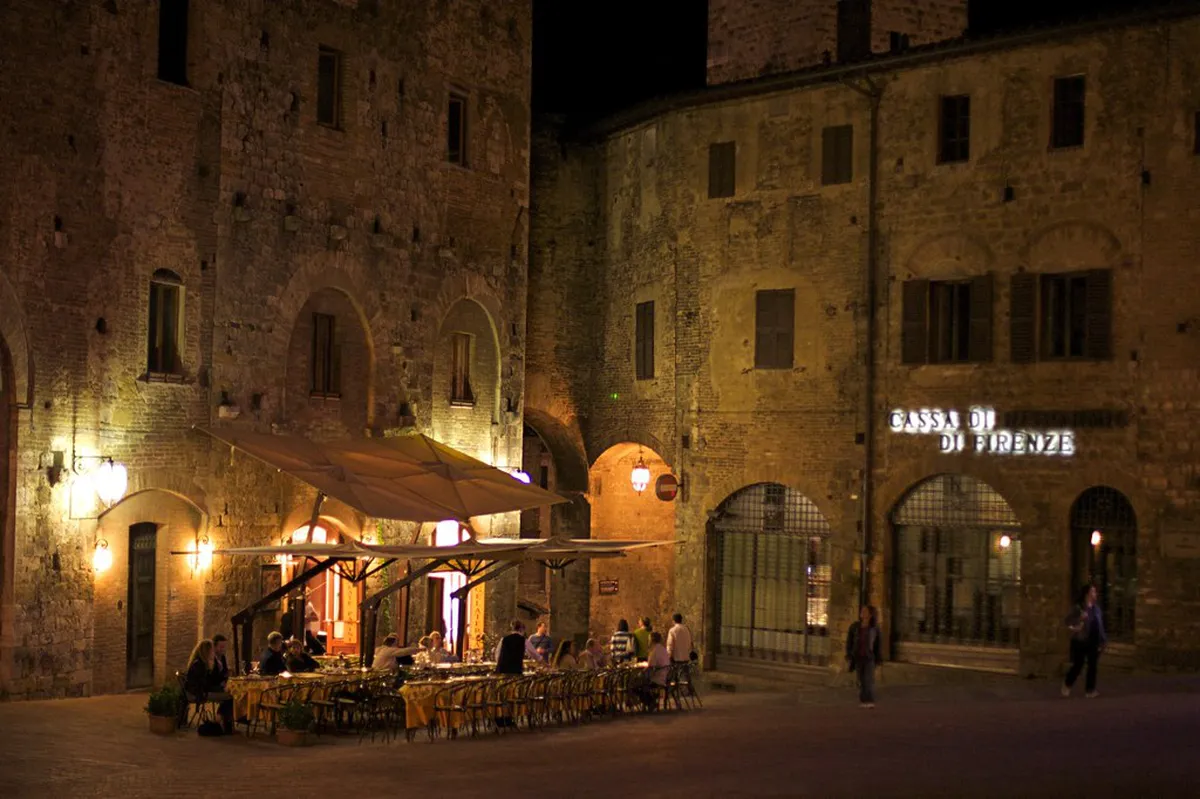 San Gimignano Evening Tours: Unforgettable Night Experiences