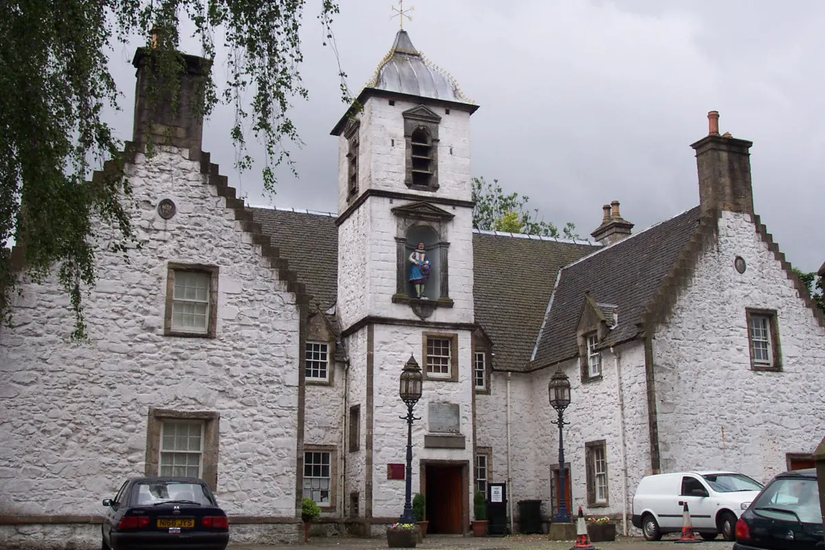 Stirling Nightlife Safety Tips for a Fun & Worry-Free Evening