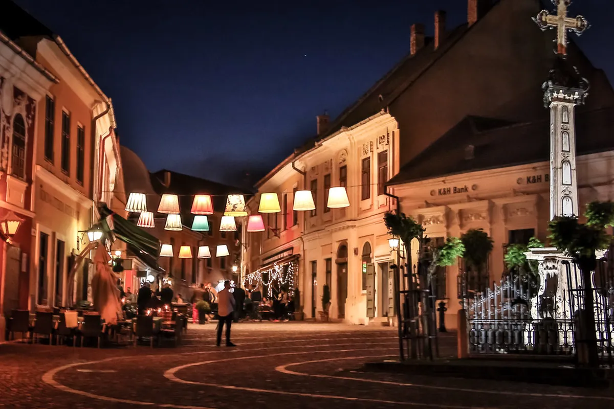 Szentendre Night Transport Tips 2025: Your After-Dark Guide