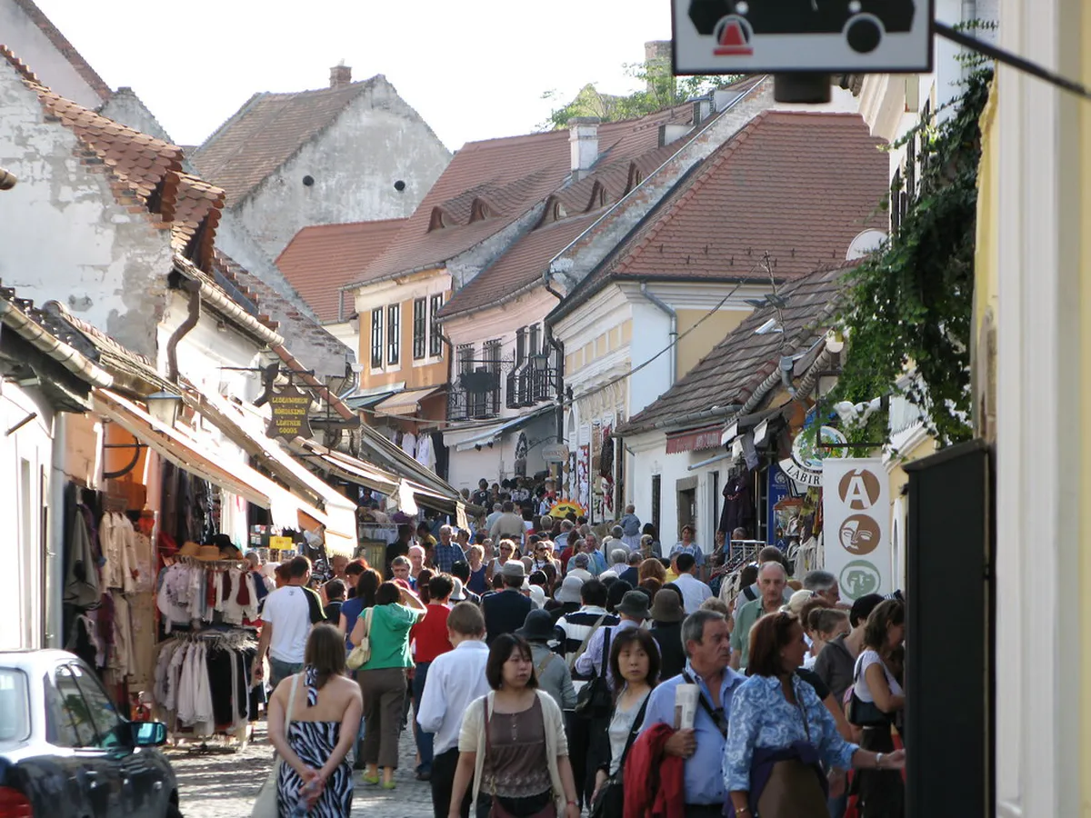 Szentendre Pub Opening Hours 2025: Your Essential Guide