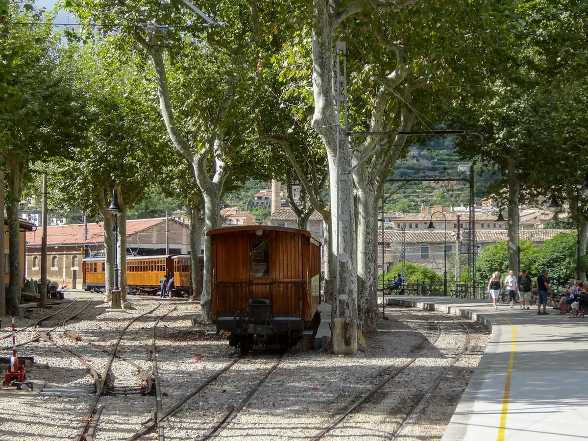 Sóller Evening Activities: Your Ultimate 2025 Guide
