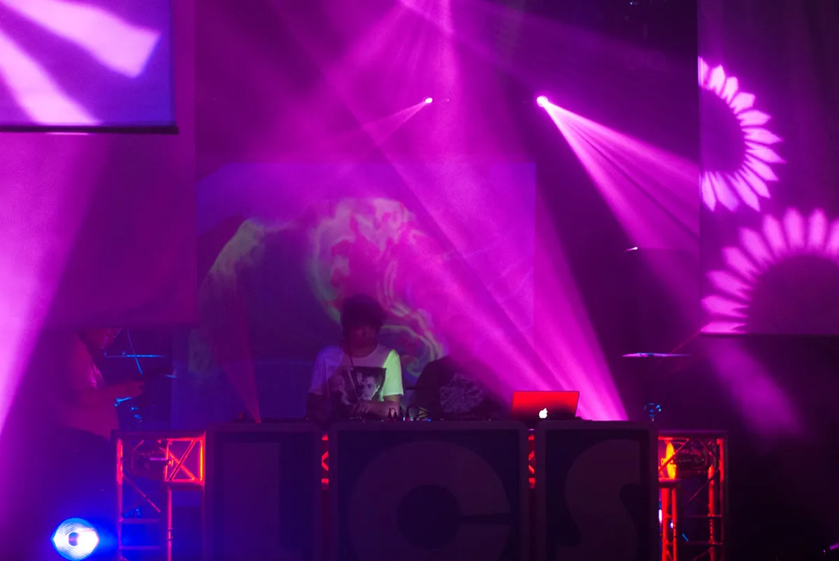 Experience Vibrant Turku Nightlife: Bars, Clubs & More