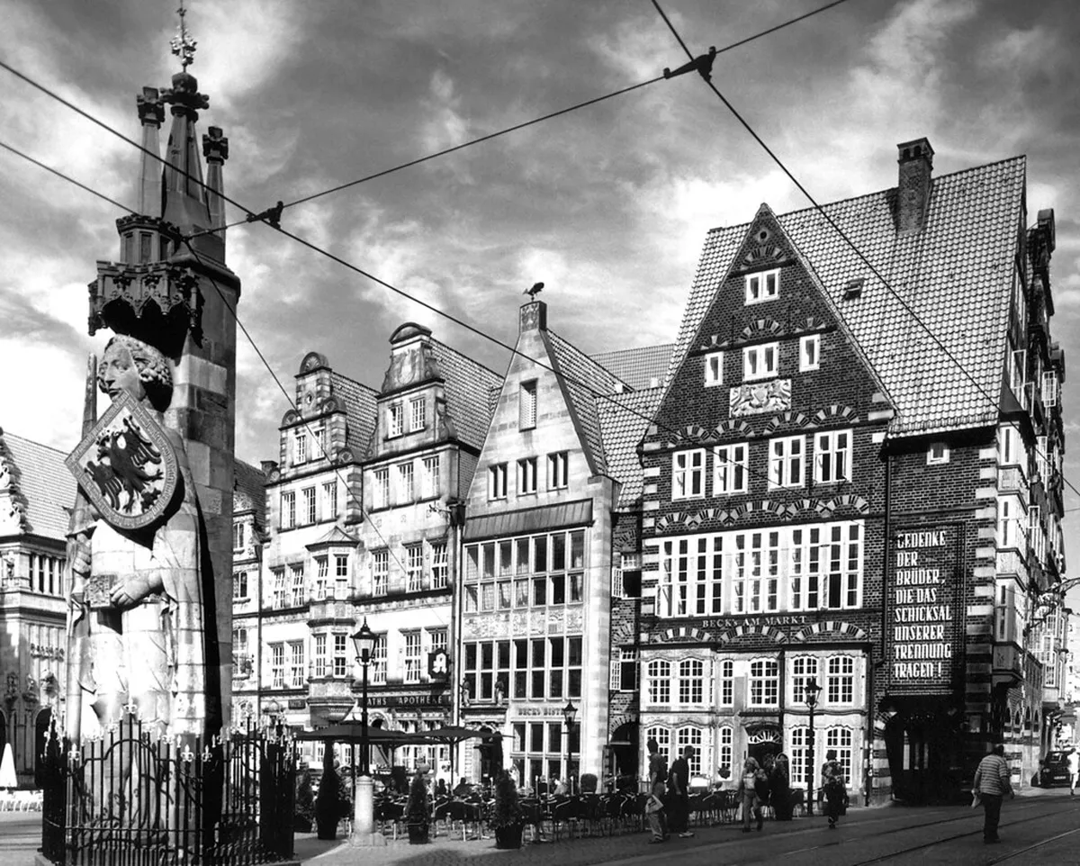 Discover Unique Bremen City Bars: Your 2025 Guide