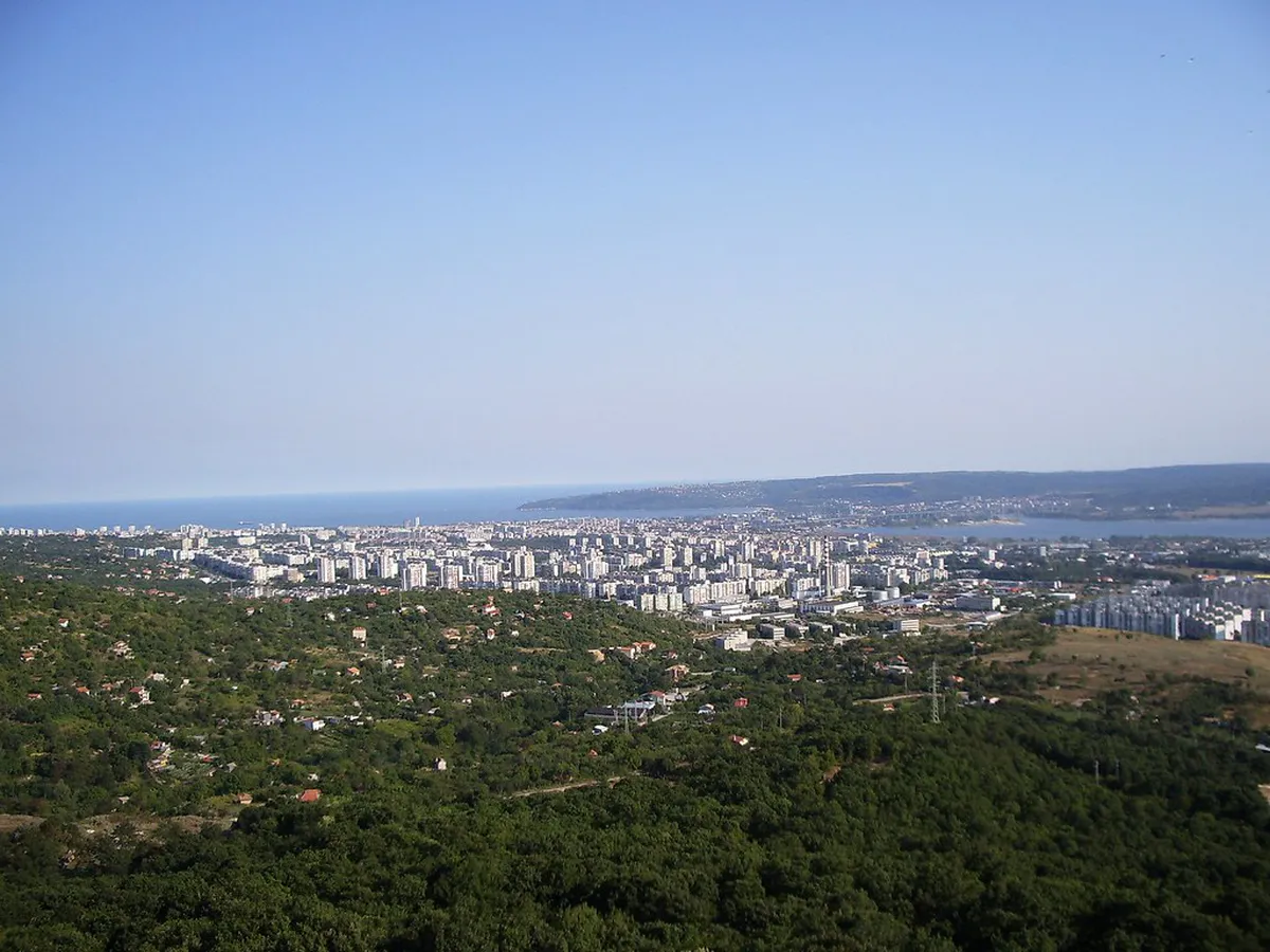 Varna Rooftop Bars 2025: Sky-High Views & Vibrant Nightlife