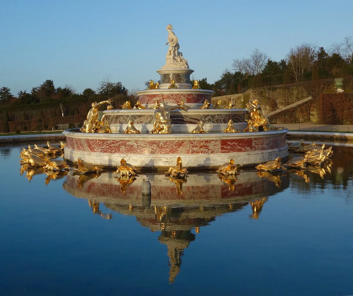 Versailles Nightlife Opening Hours: Your 2025 Guide